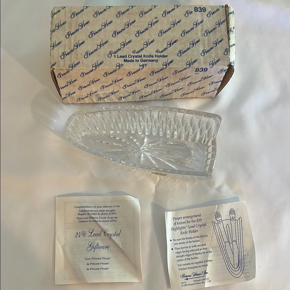 Princess House serving display dish for knives